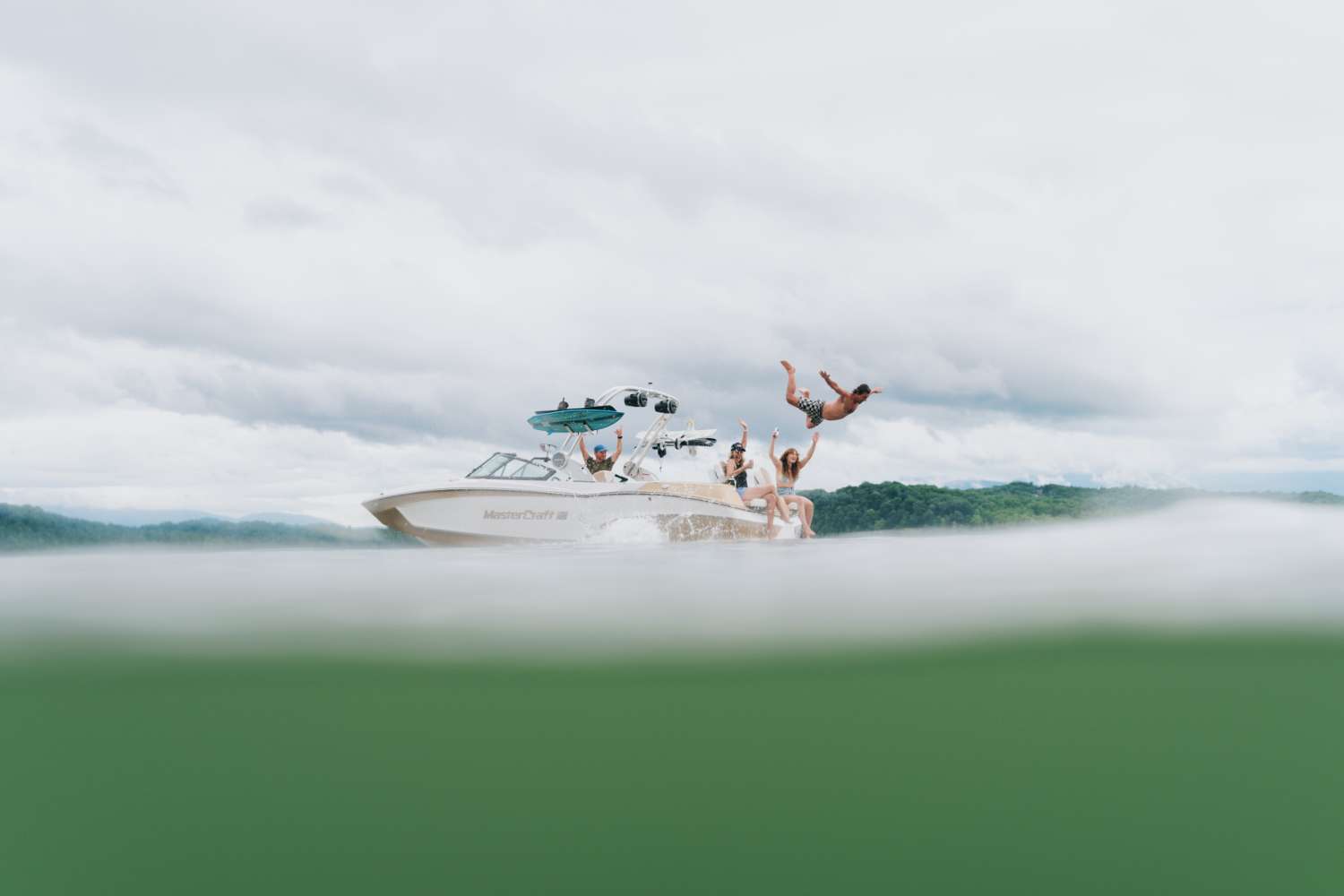 2025 MasterCraft XT22 Logo