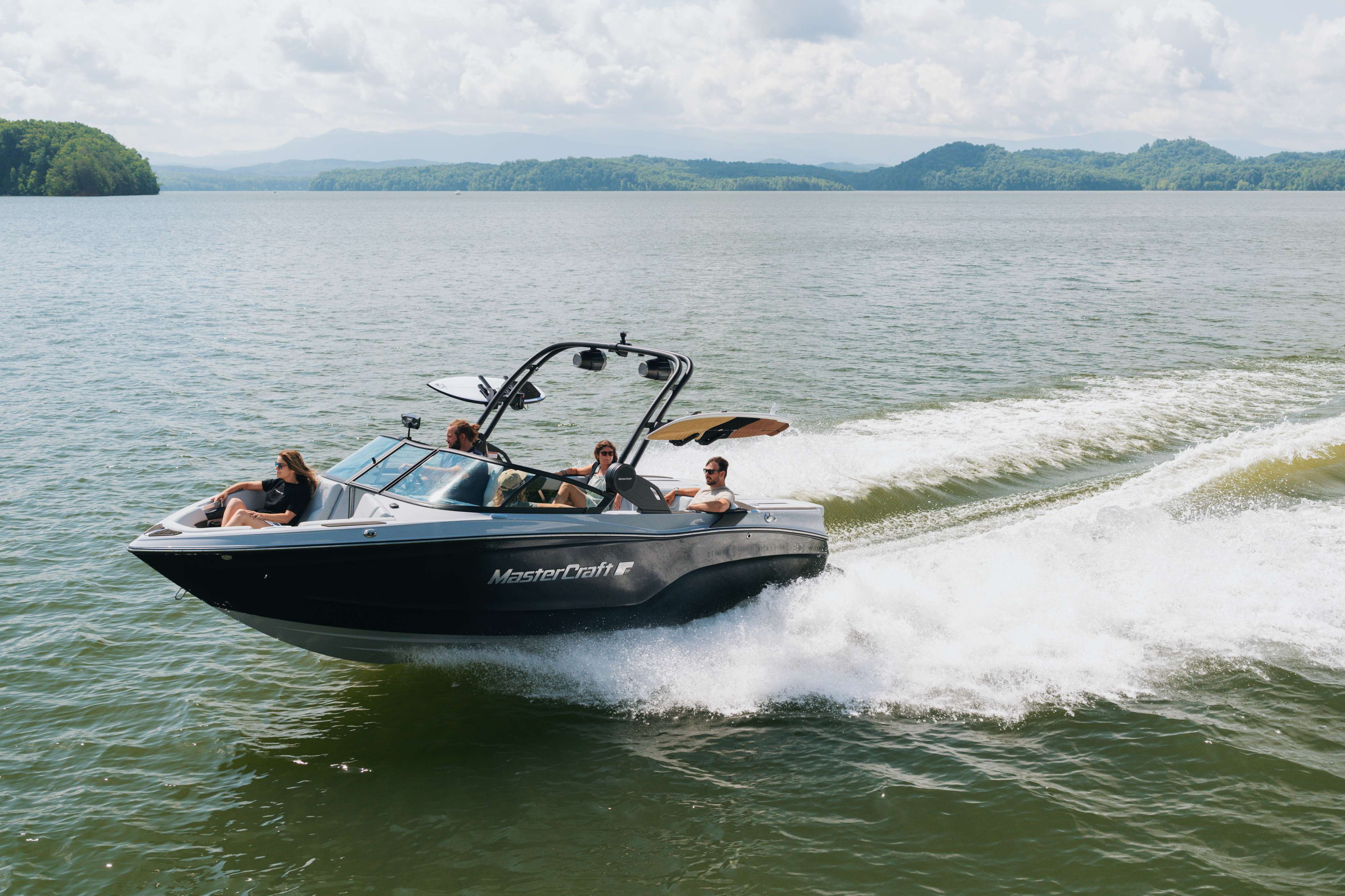 2026 MasterCraft XT22T Logo