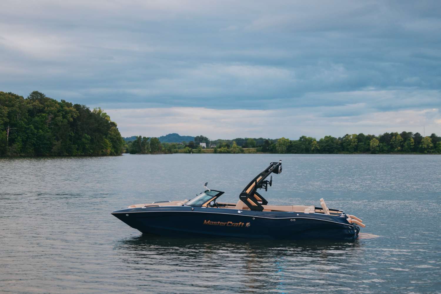 2025 MasterCraft X24 Logo