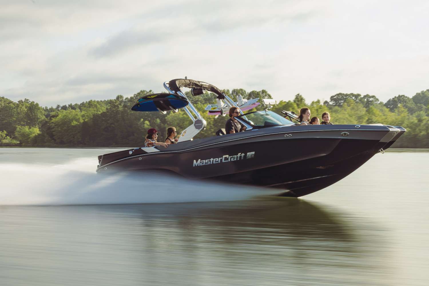 2024 MasterCraft XT22 Logo